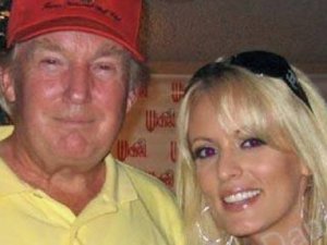 Trump'ın, Stormy Daniels'e yapılacak ödemelere dair kayıtları olduğu iddiası