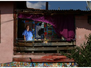 Zihinsel engelli gencin resim tutkusu