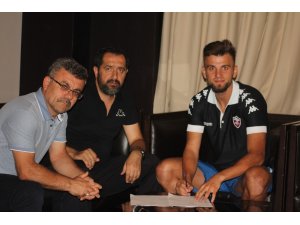 Karabükspor iki oyuncuyu daha kadrosuna kattı