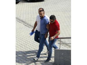 Hatay’da tüfekle ev kurşunlayan zanlı yakalandı