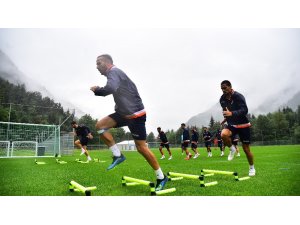 Başakşehir’de yeni sezon hazırlıkları sürüyor