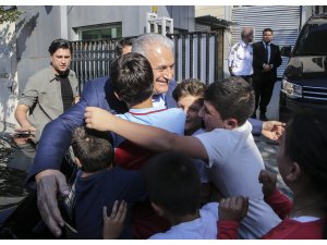 TBMM Başkanı Yıldırım'ın torun sevinci