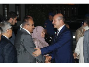 İçişleri Bakanı Soylu nikah şahidi oldu