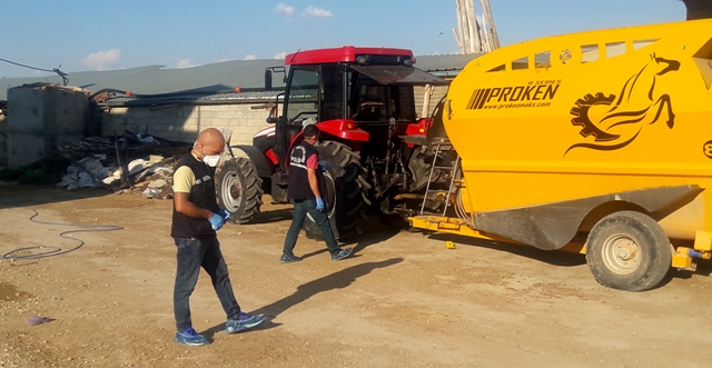 Yem karma makinesine sıkışan çocuk öldü