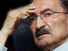 Ecevit'in zihnini mi kontrol ettiler?