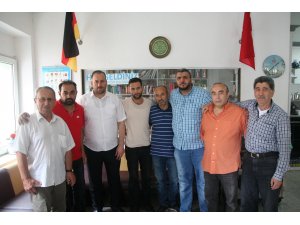 Mesut Özil'in Almanya Milli Takımı'nı bırakmasına tepkiler