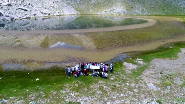 Karagöl doğaseverlerin gözdesi oldu