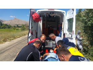 Kazada araçta sıkışan sürücü kurtarıldı