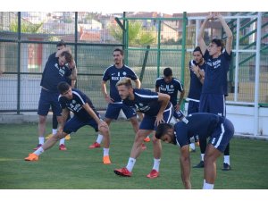 Serik Belediyespor Kartepe’de kampa girdi