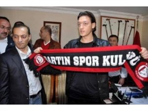 Bartınspor Yönetiminden Mesut Özil’e destek