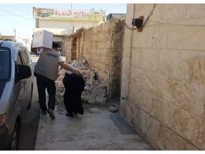 Sadakataşı’ndan Suriyeli ailelere gıda yardımı