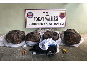 Kablo hırsızları jandarmadan kaçamadı