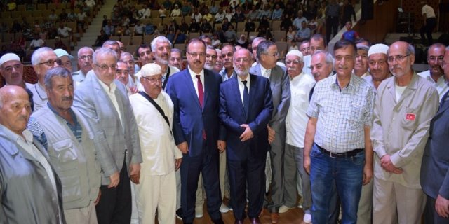 İlk hac kafilesi uğurlandı