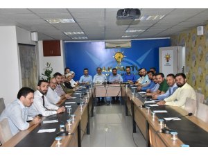 Başkan Altay, AK Parti Meram ve Karatay teşkilatlarını ziyaret etti
