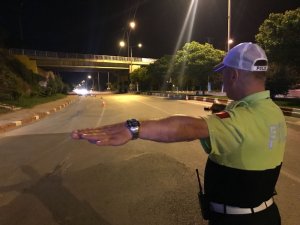 Afyonkarahisar emniyetinden alkol uygulaması