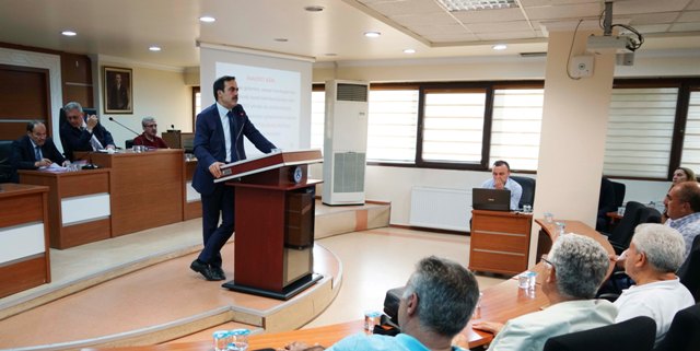 Öztürk, meclis toplantısında  Çalışmaları anlattı