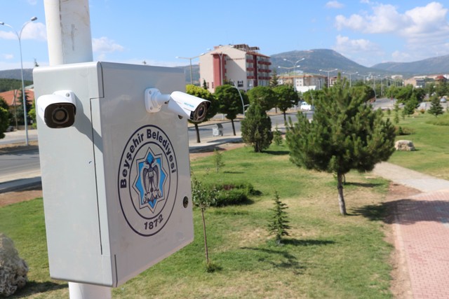 Konya'da çocuk parklarında güvenlik kamerası dönemi