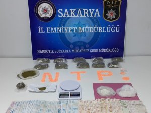 Sakarya’da 1 kilo 66 gram esrar yakalandı