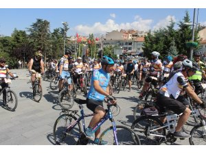 Festa 2200 Festivali’nin bisikletçileri Sultan Sazlığı’nda pedal çevirdi