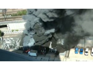 Paris’te tren garında yangın