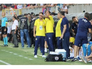 Phillip Cocu: “Benfica maçından önce yeni transferler olabilir”