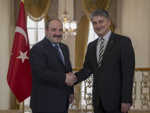 Varank, Türkiye'nin Otomobili Girişim Grubu CEO'su Karakaş'ı kabul etti