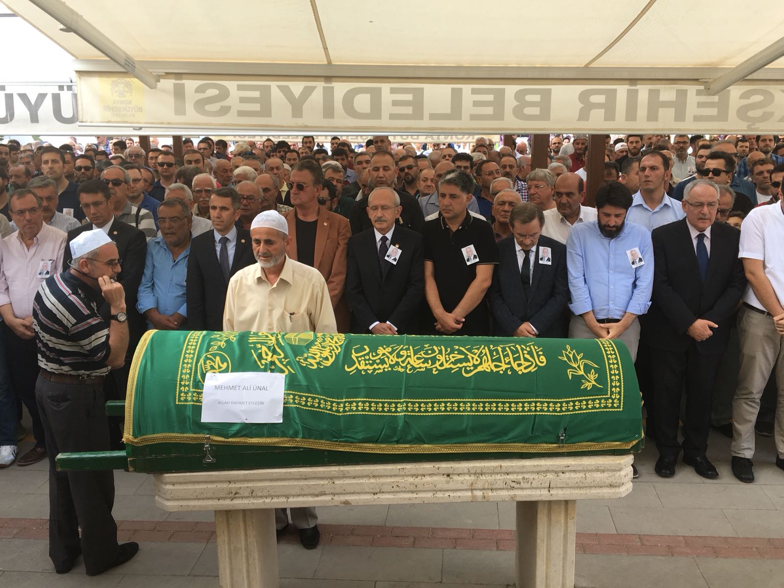 CHP Genel Başkanı Kılıçdaroğlu, Konya'da cenazeye katıldı