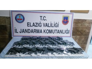 Elazığ’da 239 adet kaçak cep telefonu ele geçirildi