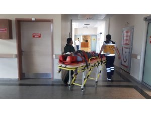 Otomobil yayaya çarptı: 1 Yaralı
