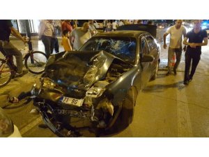 Kırıkkale’de iki otomobil kafa kafaya çarpıştı: 4 yaralı