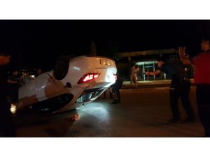 Polisten kaçıp takla atan otomobilden uyuşturucu çıktı