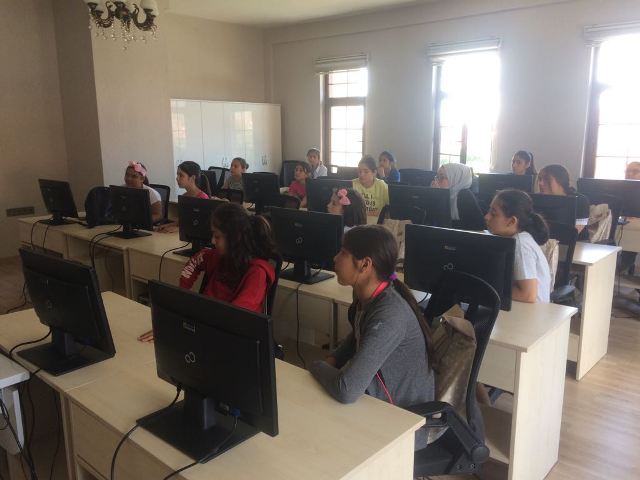 Akşehir'de kurslar devam ediyor