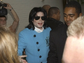 Michael Jackson'un namazı kılınacak mı