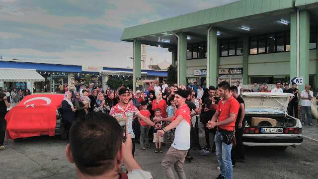 Seydişehir'den askere gidecek gençler uğurlandı