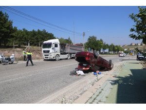Tır otomobille çarpıştı: 1 yaralı
