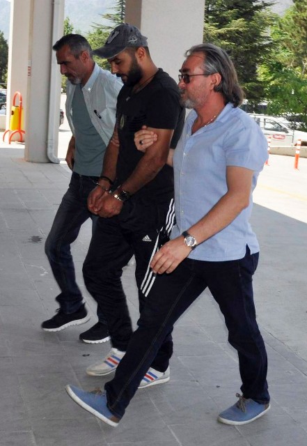 Cezaevi firarisi 500 metre kaçamadan yakalandı