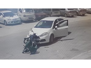 Manavgat’ta motosikletle  otomobil çarpıştı: 1 yaralı