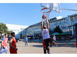 Bingöl’de sokak basketboluna yoğun ilgi
