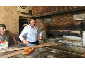 MHP il teşkilatından Aydın’da “Askıda Ekmek“ uygulaması