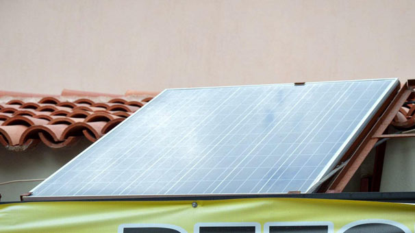 Güneş paneli kurdu elektrik faturasından kurtuldu