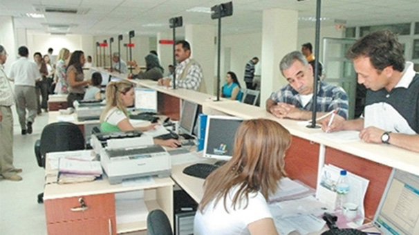 Vergi dairelerinde "son gün" yoğunluğu