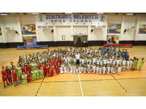Yaz spor okullarında 9 binin üzerinde sporcu eğitim görüyor