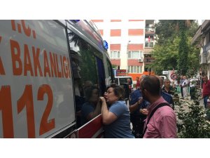 Alkollü şahıs, kendisini içeri almayan lokantacıyı bıçakladı