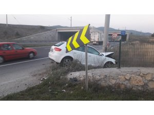 Bilecik’teki 2 kazada 2 kişi yaralandı