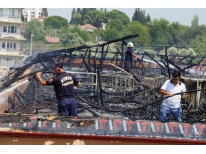 Aydın’da okul çatısı kül oldu