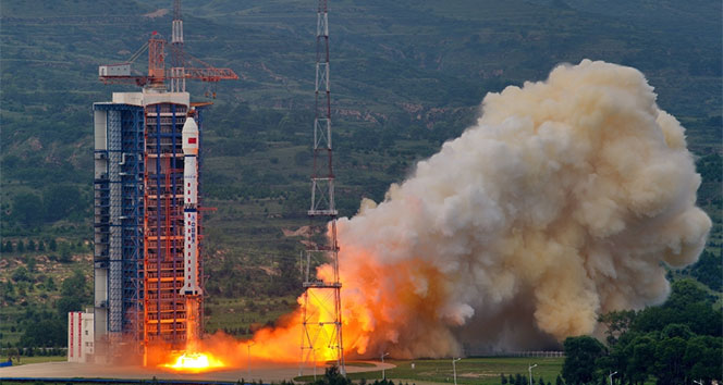 Çin yeni ’gözlem uydusu’ fırlattı