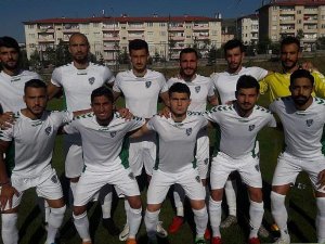 Anadolu Selçukspor hazırlık maçında mağlup