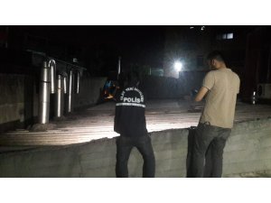 Çatıdan düşen 63 yaşındaki kişi hayatını kaybetti