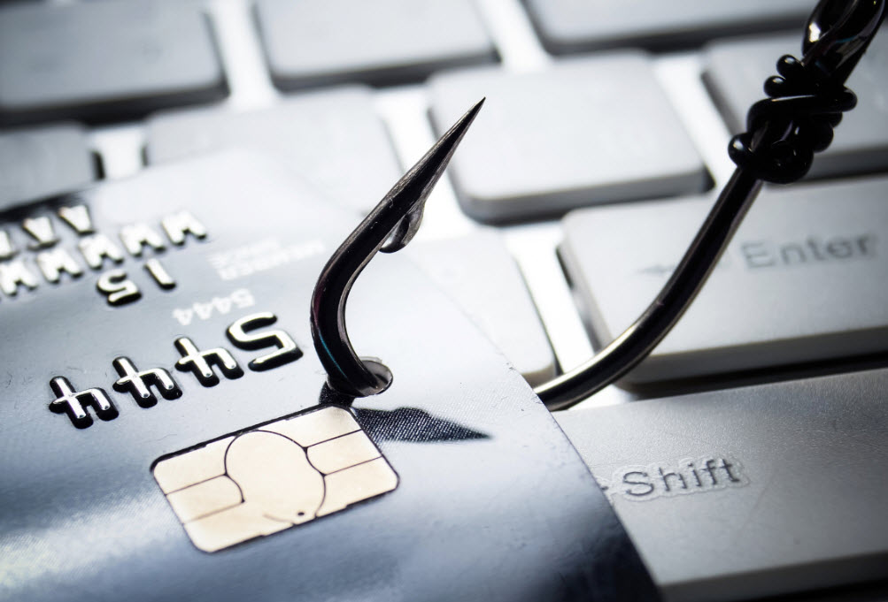 Hackerlar bankadan 2.4 milyon dolar çaldı!