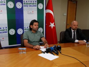 İbrahim Üzülmez: "Kaybederken bile alkışlanan bir takım ortaya çıkarmak istiyorum"